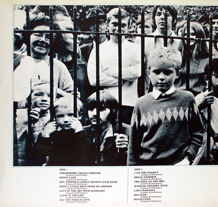 Inner Cover   of "The BEATLES - 1967-1970" Album 