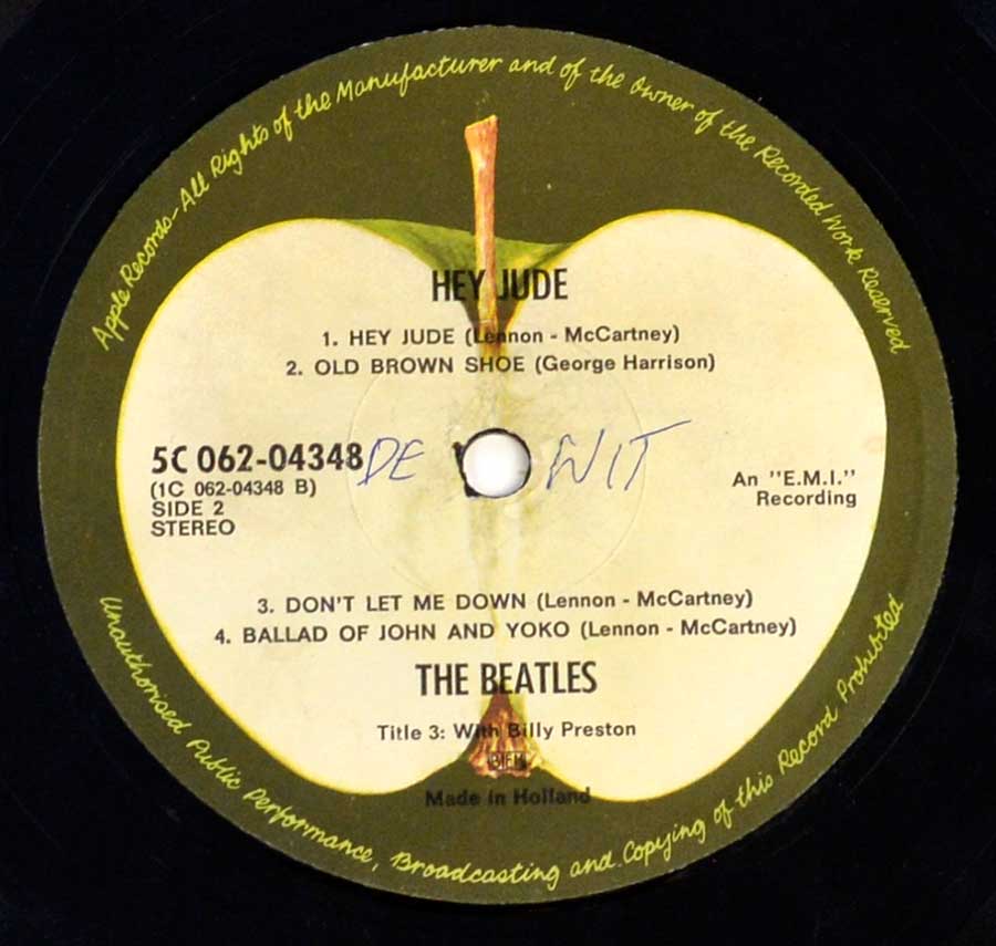 Close up of record's label THE BEATLES - Hey Jude 12" LP ALBUM VINYL Side Two