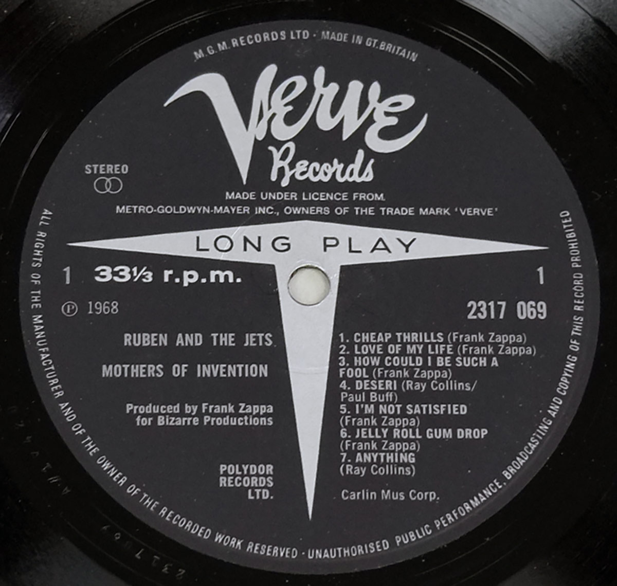 Close up of record's label MOTHERS OF INVENTION - CRUISING WITH RUBEN & THE JETS UK Side One