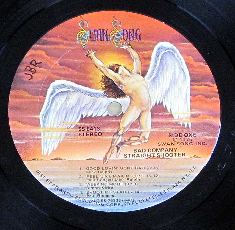 Close-up Photo of "BAD COMPANY - Straight Shooter (USA)" Island Records ( with Black label ) Label