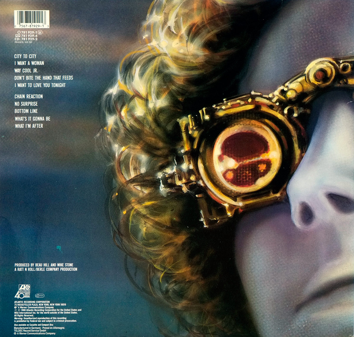 Photo of album back cover RATT - Reach For The Sky