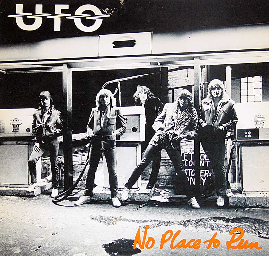 High Resolution Photos of ufo no place to run usa 