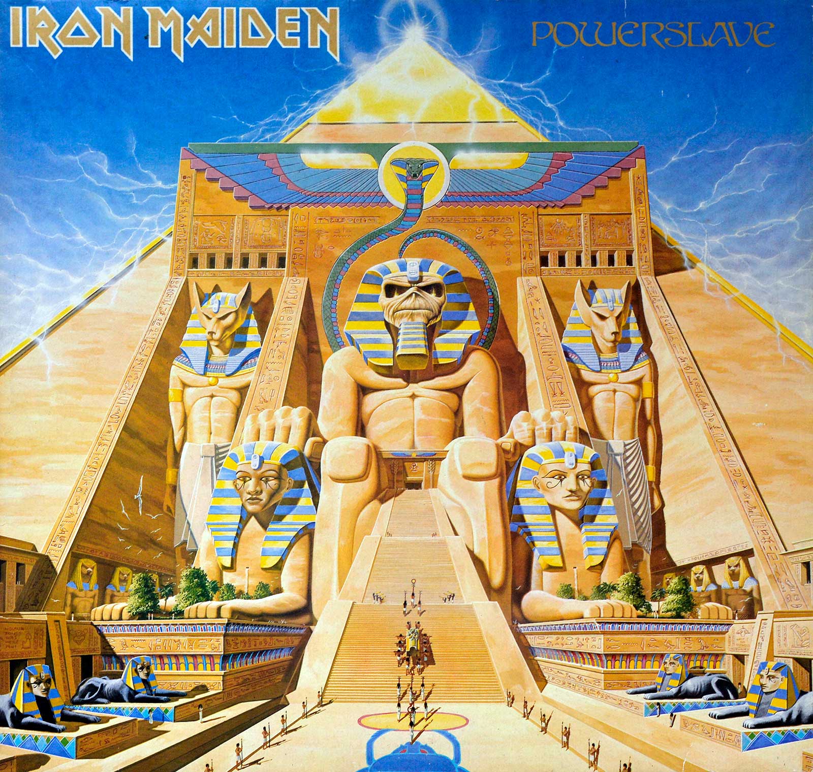 Very Large Hires Photo of Powerslave Front Cover