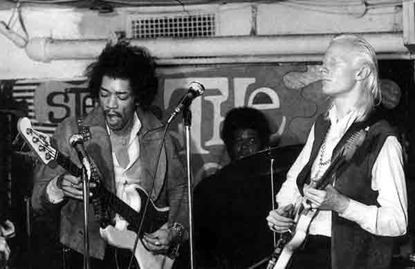 Photo of Jimi Hendrix and Johnny Winter at The Scene NYC