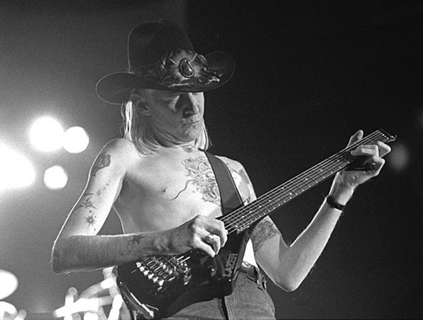 Johnny Winter in 1981 album front cover vinyl lp album https://vinyl-records.nl