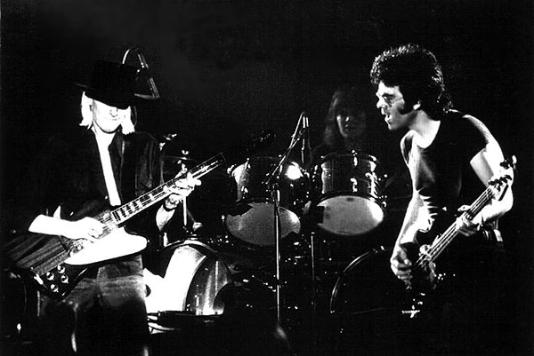 Johnny Winter in 1982 album front cover vinyl lp album https://vinyl-records.nl