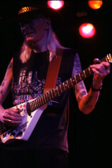 Photo of Johnny Winter - https://vinyl-records.nl/