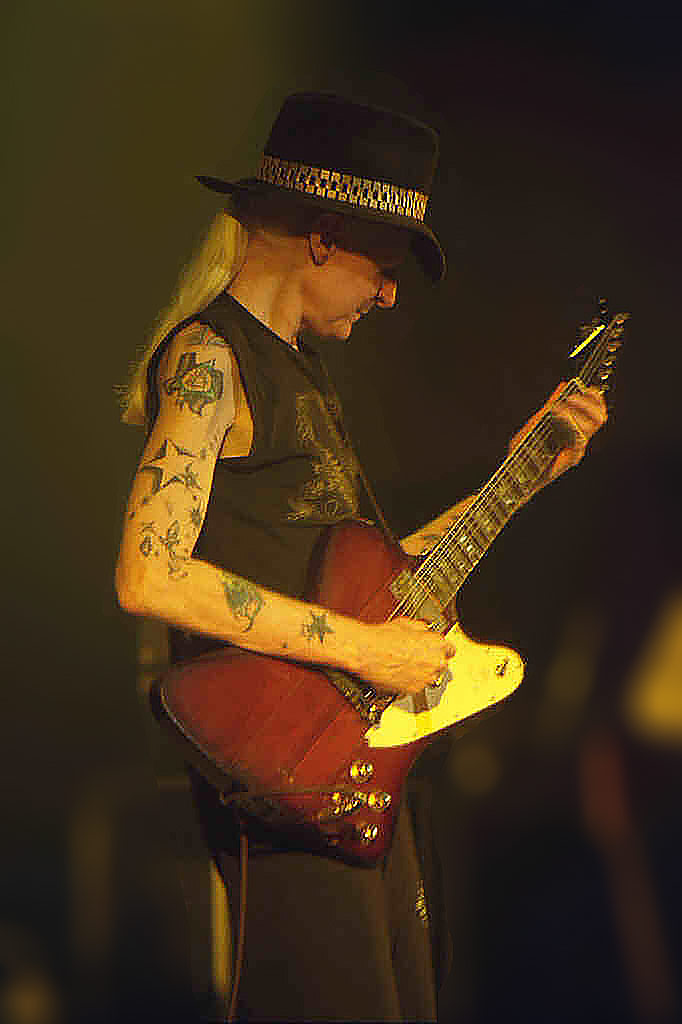 Photo of Johnny Winter - https://vinyl-records.nl/
