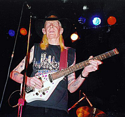 Photo of Johnny Winter - https://vinyl-records.nl/