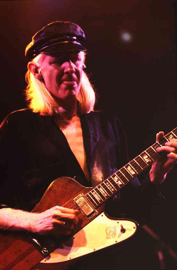 Photo of Johnny Winter - https://vinyl-records.nl/