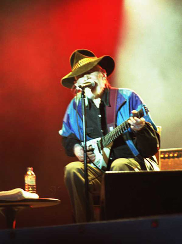Photo of Johnny Winter - https://vinyl-records.nl/