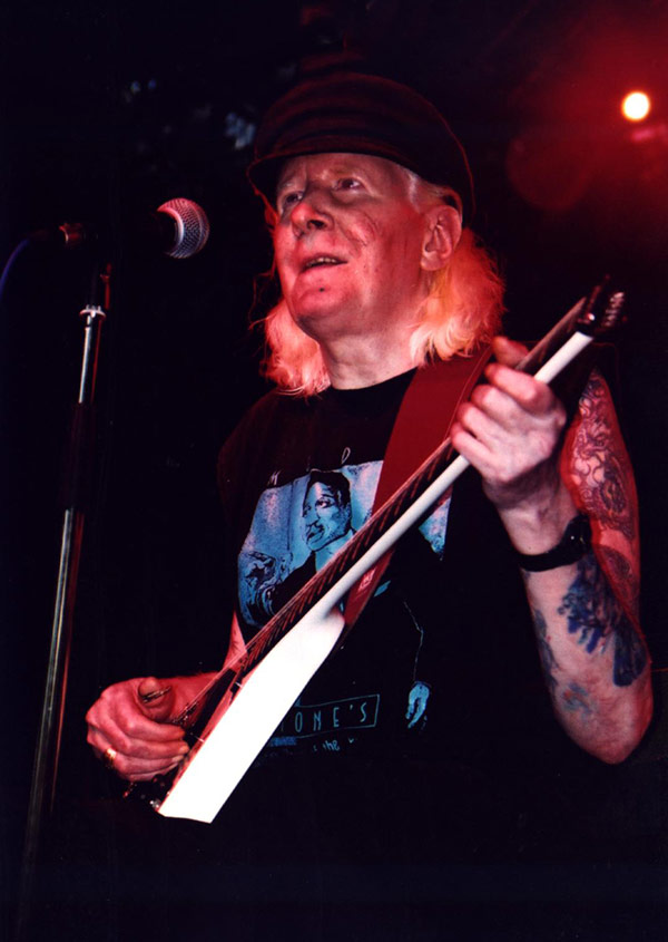 Photo of Johnny Winter - https://vinyl-records.nl/