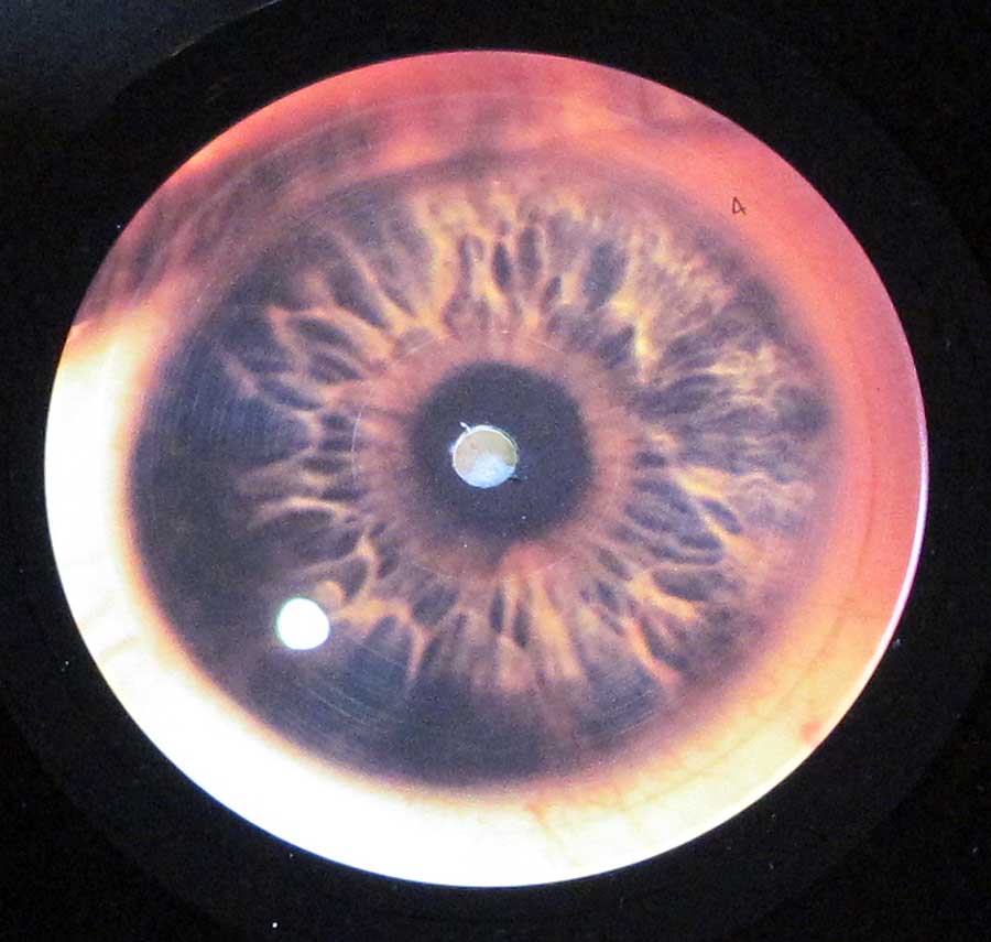 Close up of Side One record's label THE CURE - Kiss Me Kiss Me Kiss Me 2LP Vinyl Album
