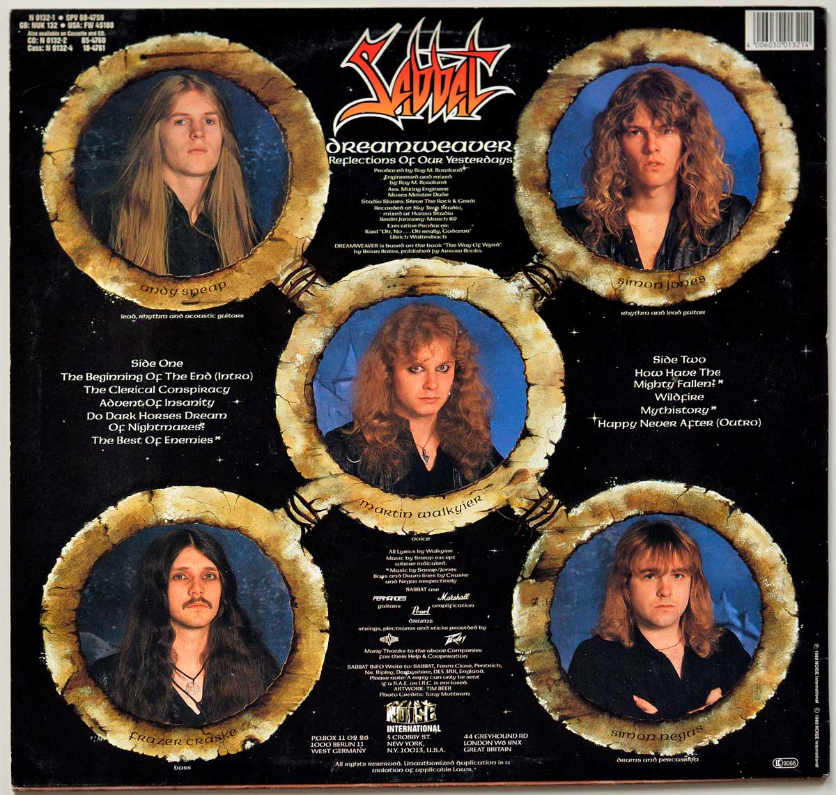 Back cover of Sabbat’s Dreamweaver album featuring individual portraits of band members in circular frames resembling aged parchment. The portraits include Andy Sneap (lead, rhythm, and acoustic guitars), Simon Jones (rhythm and lead guitars), Martin Walkyier (vocals), Frazer Craske (bass), and Simon Negus (drums and percussion), all set against a dark blue background. The band’s logo and album title are displayed prominently at the top, with production credits and Noise Records logos at the bottom. The design is accented with a starry backdrop, reflecting the album’s mystical theme.r https://vinyl-records.nl 