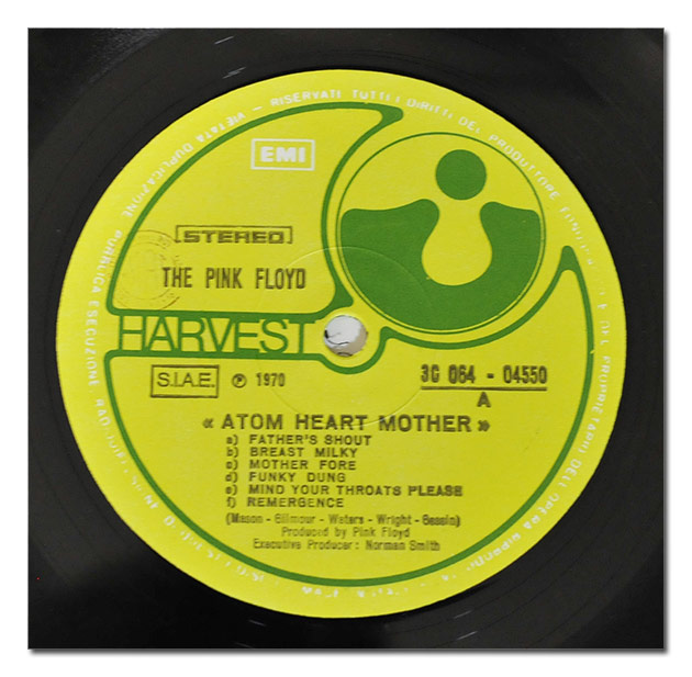 Close-up of Record Label Photo PINK FLOYD - Atom Heart Mother  Vinyl Record Gallery https://vinyl-records.nl//