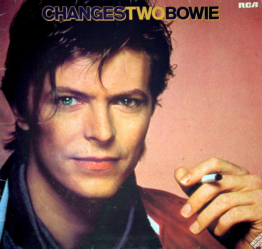 Front Cover Photo Of DAVID BOWIE - Changestwobowie German Release 12" Vinyl LP Album