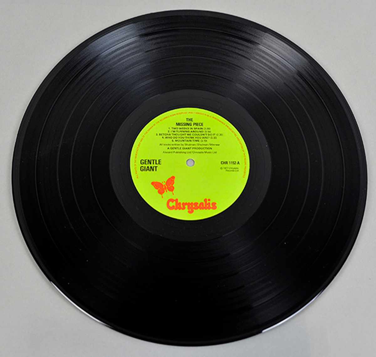Photo of Side One of GENTLE GIANT - Missing Piece UK PrESSinG 12" LP VINYL  