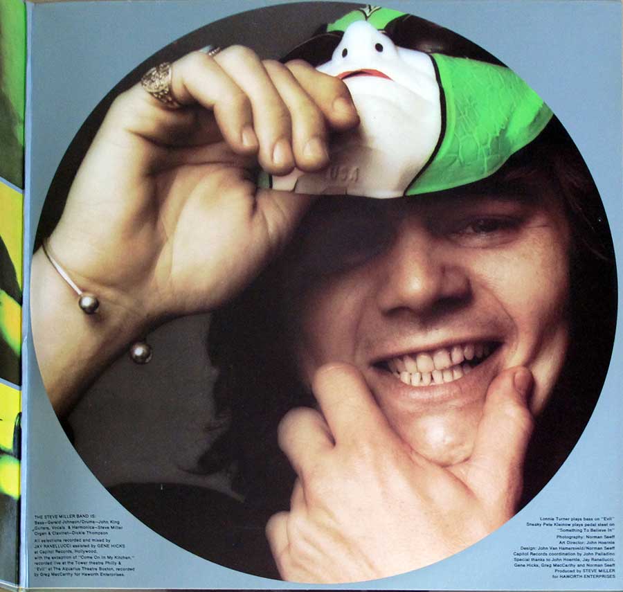 Photo of the right page inside cover STEVE MILLER BAND - The Joker Gatefold Cover 